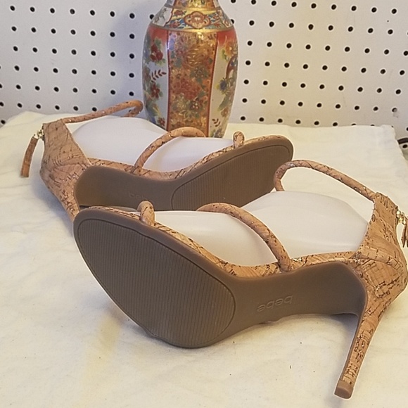 BEBE TAN ZIGI SOHO HEELS. - Picture 3 of 8